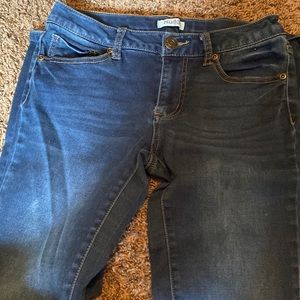 Girls bran Mudd jeans